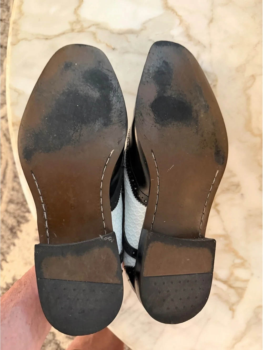 Giorgio Venturi Men's Two-Tone Black sz 8 and White Oxford Dress Shoes